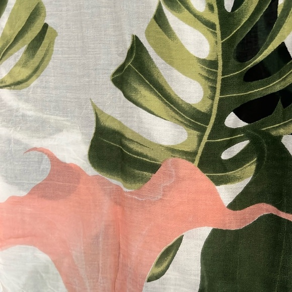 Victoria Wolf Ladies long sarong. - Picture 2 of 4